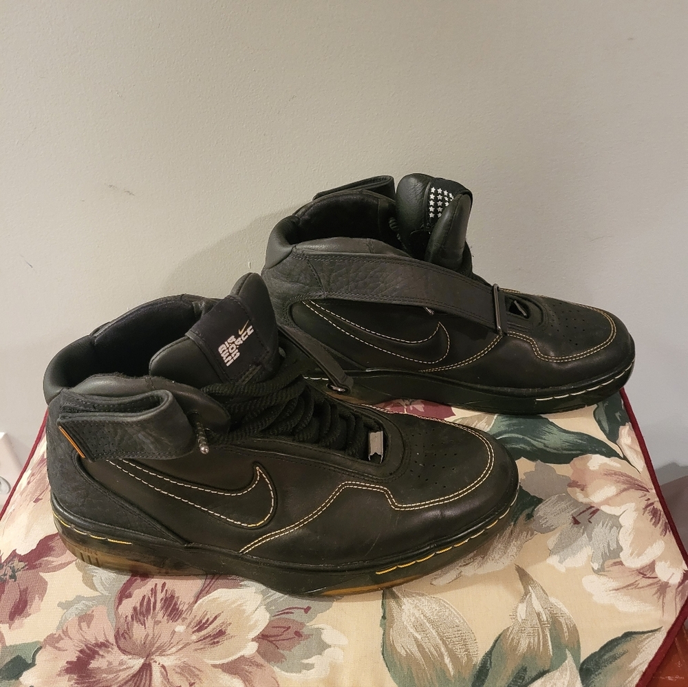 Rare Nike Air Force 25 Sneakers